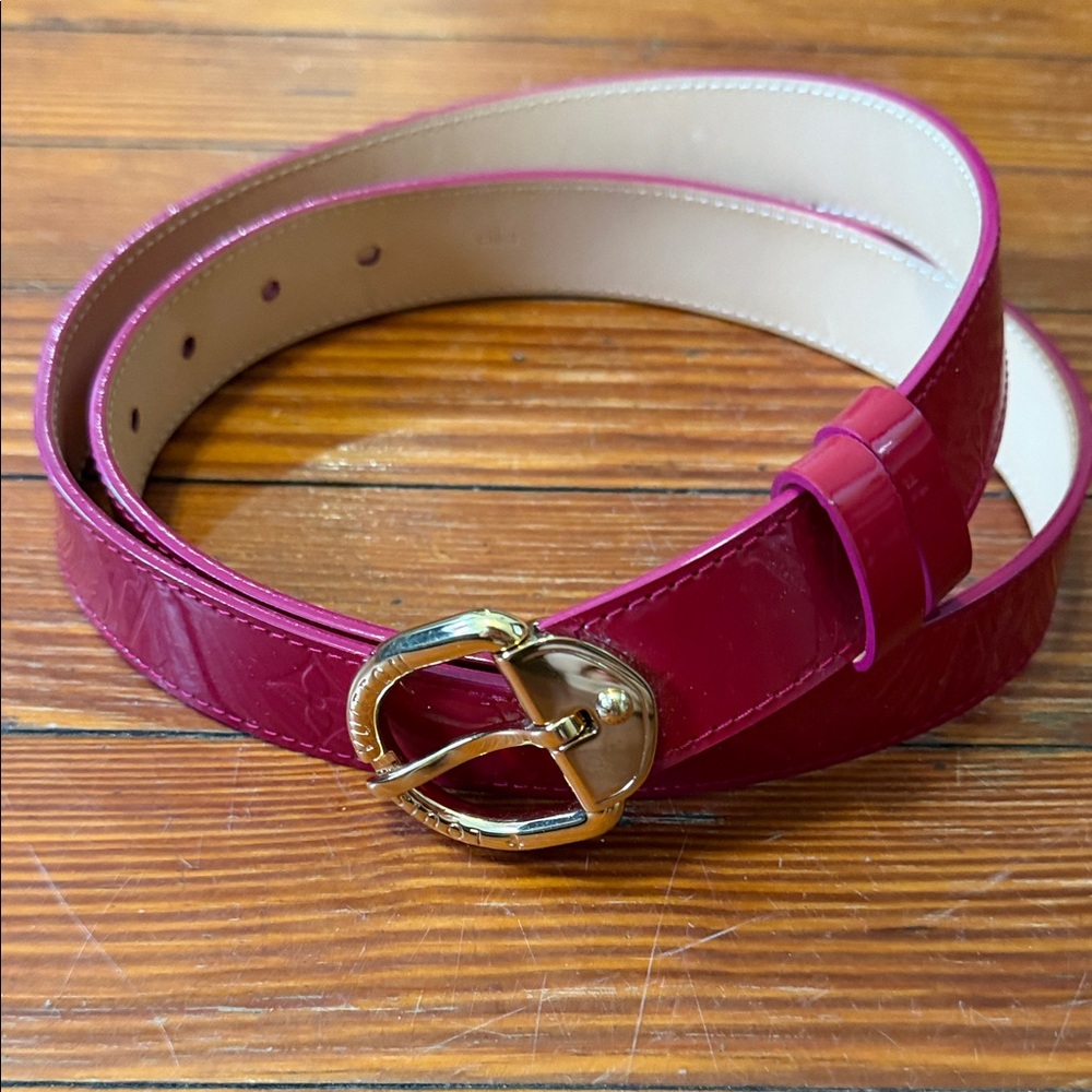 Authentic Louis Vuitton Fuchsia Vernis Patent Belt with Gold Buckle Size 90